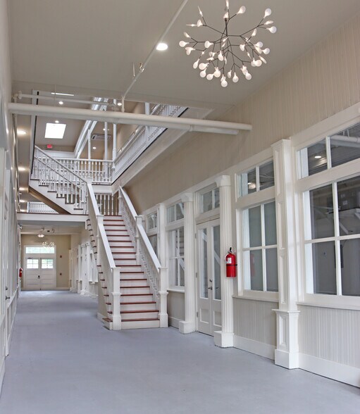 More Photos Of 224 5th St S, Columbus Storefront Retail Residential For Lease