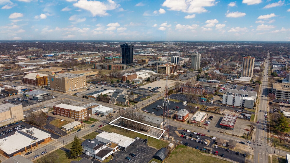 More Photos Of 532 E Walnut St, Springfield Freestanding For Sale