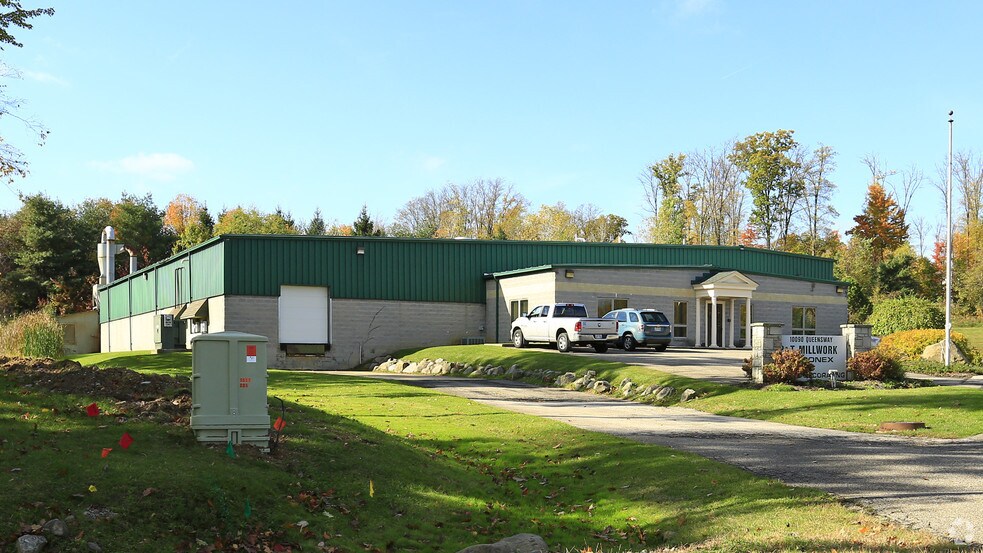 More Photos Of 10090 Queens Way, Chagrin Falls Light Manufacturing For Sale