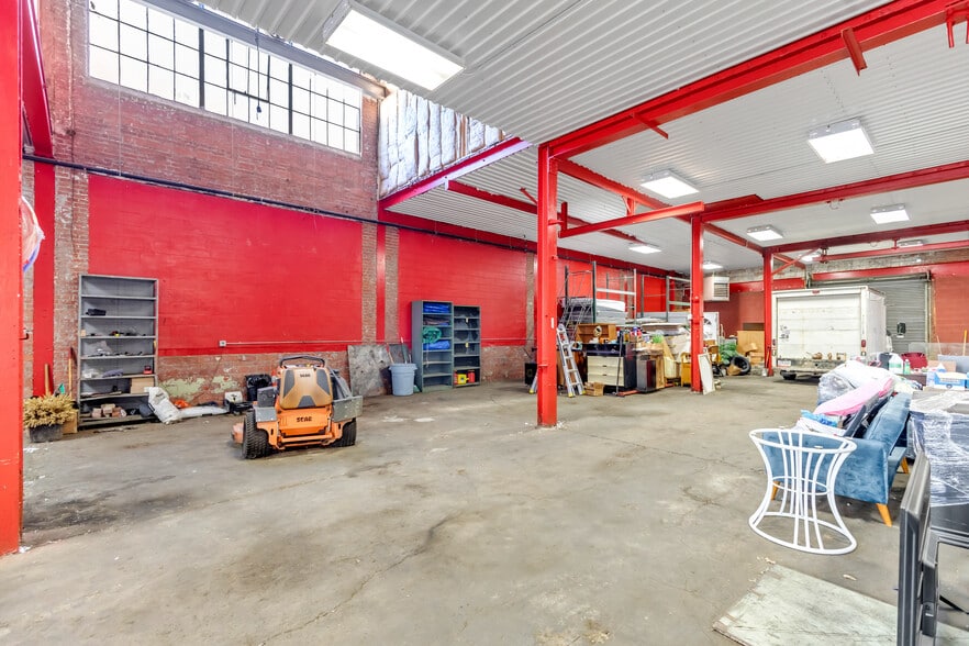 More Photos Of 2032 W 105th St, Cleveland Warehouse For Sale