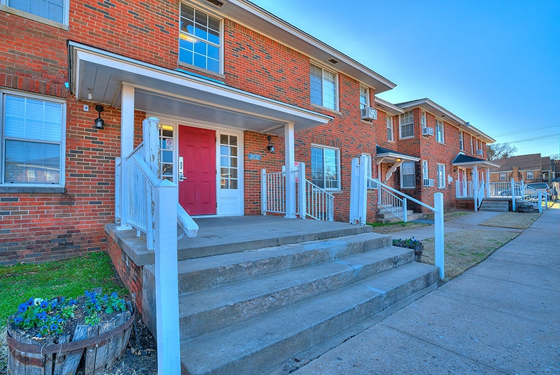 More Photos Of 2037 NW 26th St, Oklahoma City Apartments For Sale