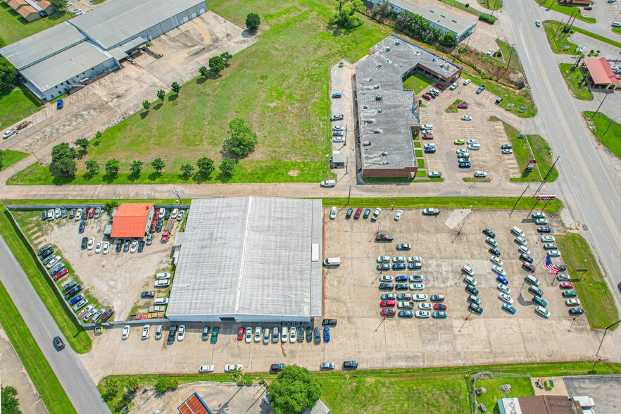 More Photos Of 4008 Avenue H, Rosenberg Land For Sale