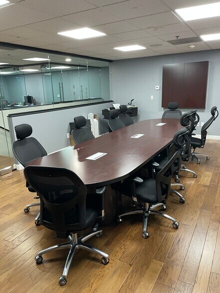 More Photos Of 290 W Orange Show Rd, San Bernardino Warehouse For Sale
