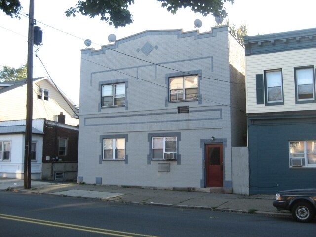 Primary Photo Of 467 Hudson St, Hackensack Apartments For Sale