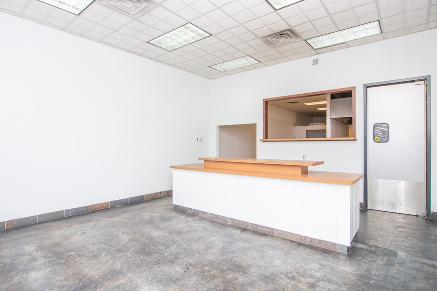 More Photos Of 1492 S 800 W, Woods Cross Office For Lease