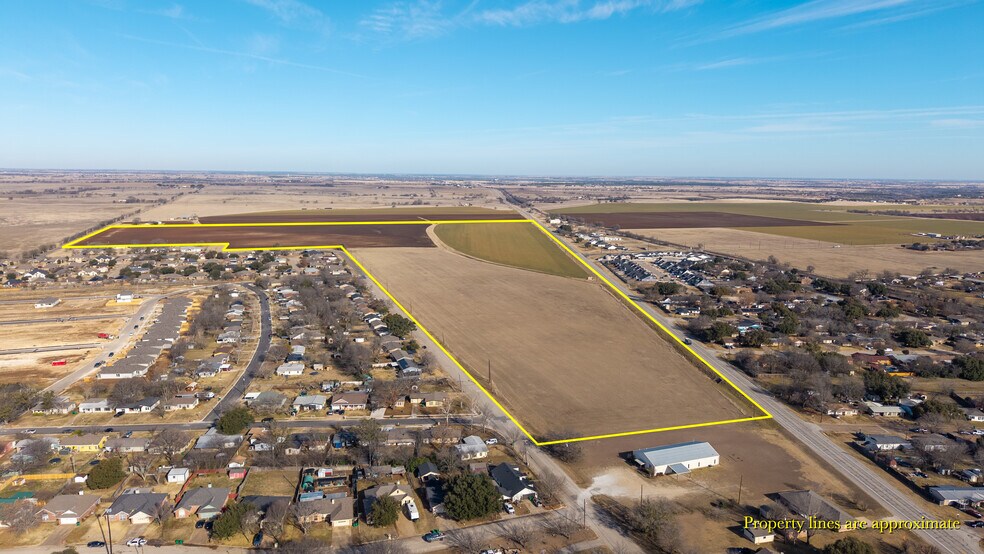 More Photos Of 0 N Lone Star Pky @ N. Main Street, McGregor Land For Sale