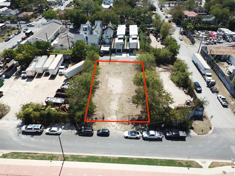 More Photos Of 1107 E 4th St, Austin Land For Sale