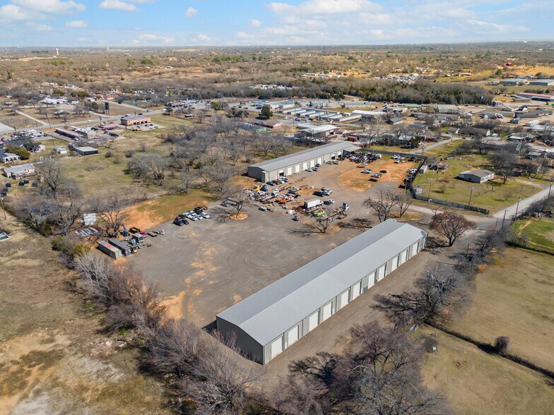 More Photos Of 12308 Rendon Rd, Burleson Warehouse For Lease