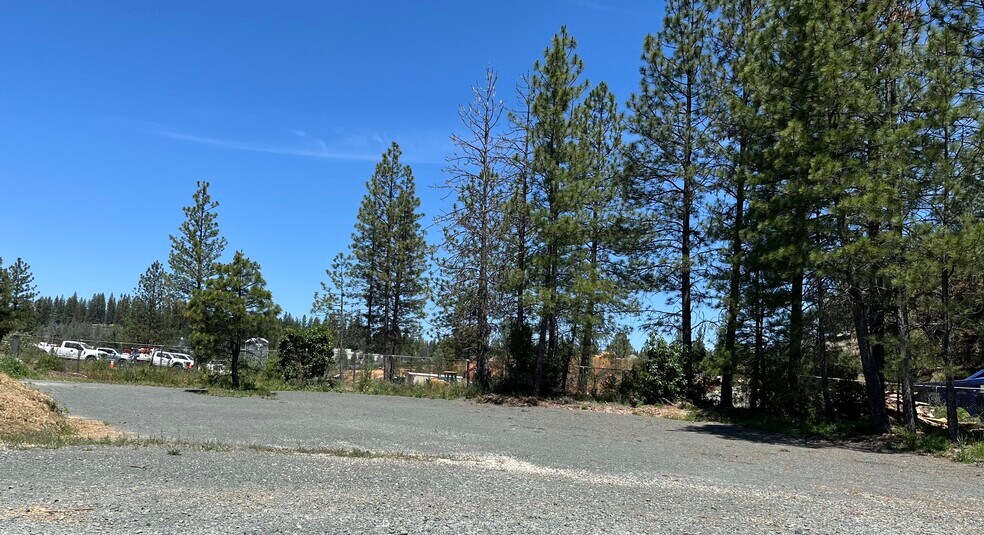 More Photos Of 11452 E Bennett Rd, Grass Valley Industrial For Lease