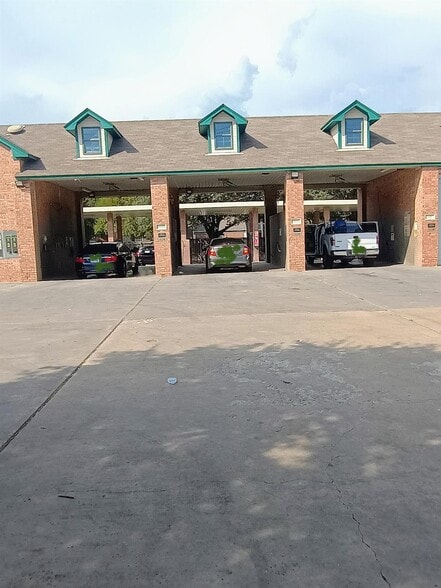 More Photos Of 7803 McCallum Blvd, Dallas Carwash For Sale