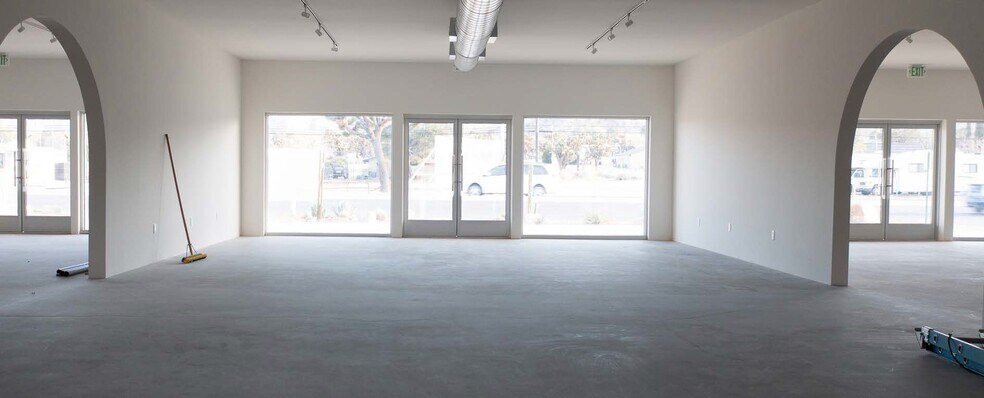 More Photos Of 55684 Twentynine Palms Hwy, Yucca Valley Freestanding For Sale