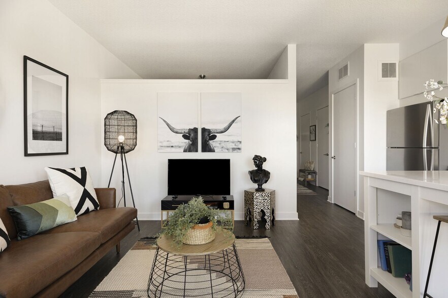 More Photos Of 246-258 Snelling Ave, Saint Paul Apartments For Lease