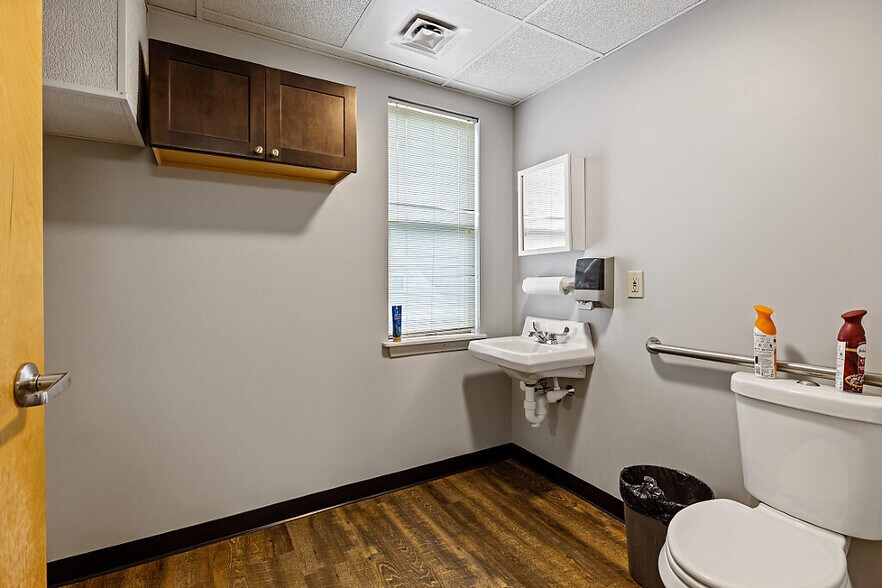 More Photos Of 323 State St, Augusta Office Residential For Sale