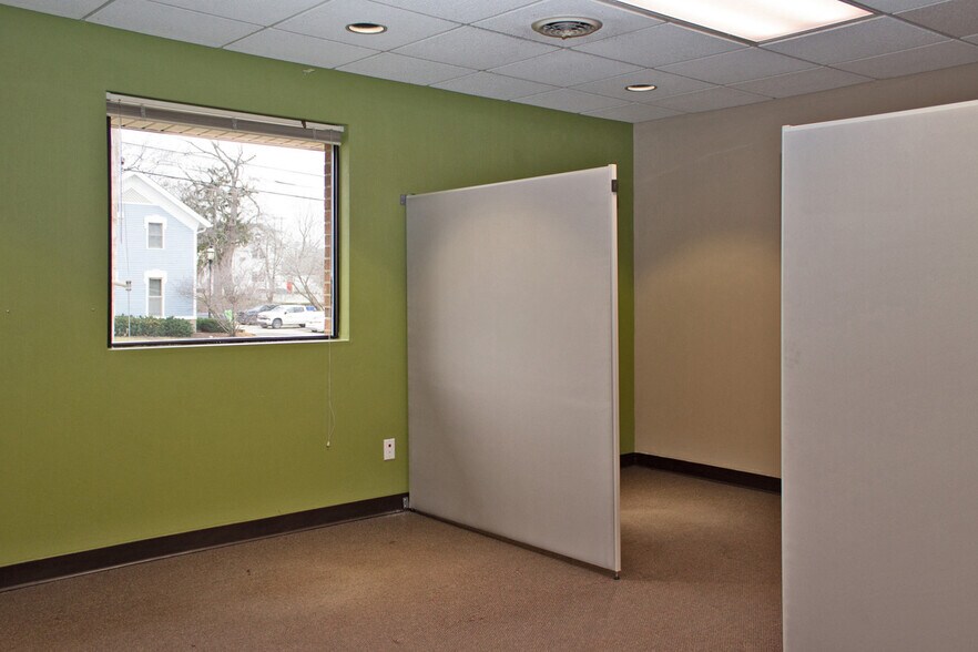 More Photos Of 530 W Ionia St, Lansing Office For Lease