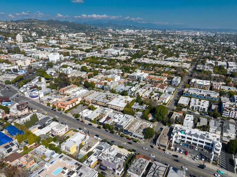 More Photos Of 908-910 N La Cienega Blvd, Los Angeles Storefront Retail Office For Sale