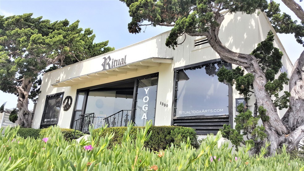 More Photos Of 1390 S Coast Hwy, Laguna Beach Storefront For Lease