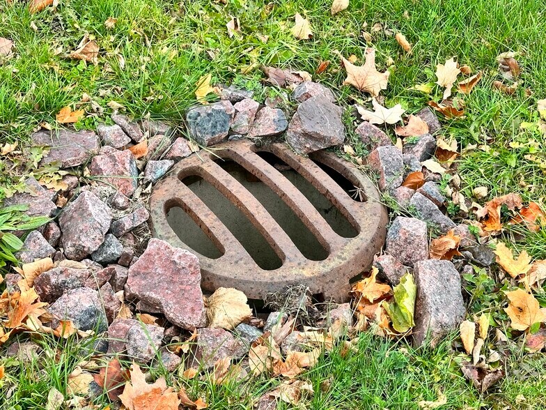 More Photos Of 118 3rd St E, Ashland Office For Sale