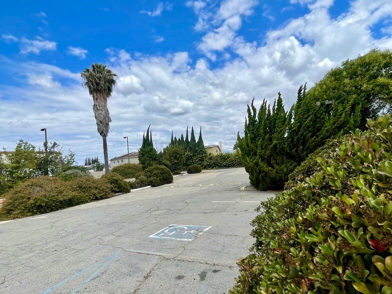 More Photos Of 5619 Ball Rd, Cypress Land For Sale
