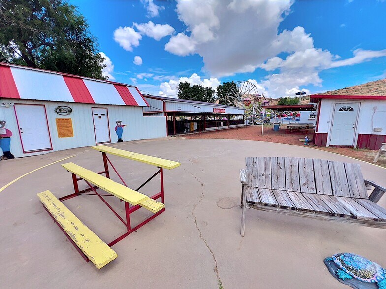 More Photos Of 14683 OK-44A, Lone Wolf Amusement Park For Sale