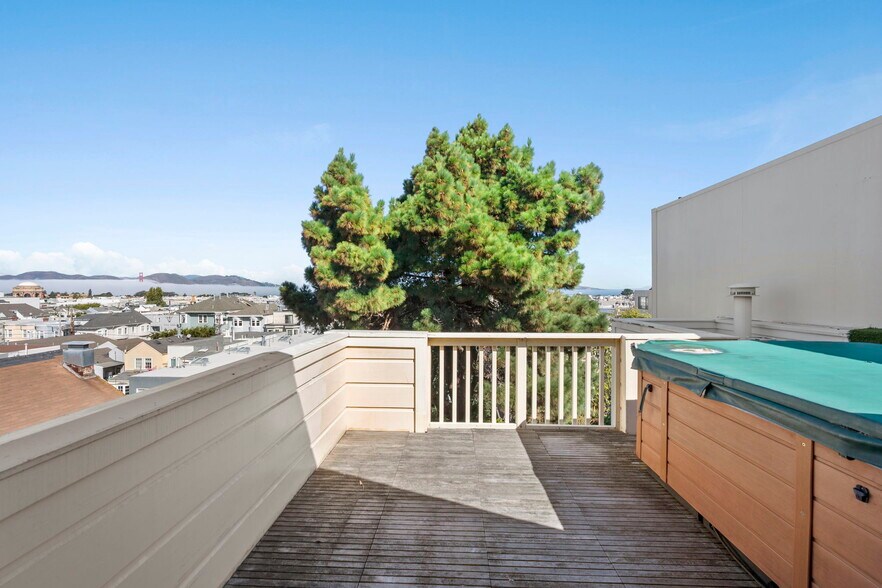 More Photos Of 2250 Union St, San Francisco Storefront Retail Office For Lease