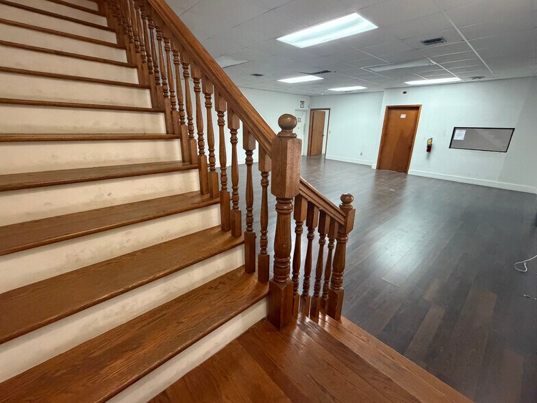 More Photos Of 3551-3557 NW 79th Ave, Miami Warehouse For Lease