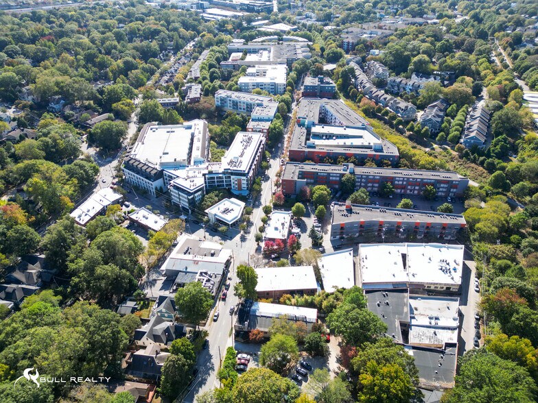 More Photos Of 309 N Highland Ave, Atlanta Restaurant For Lease