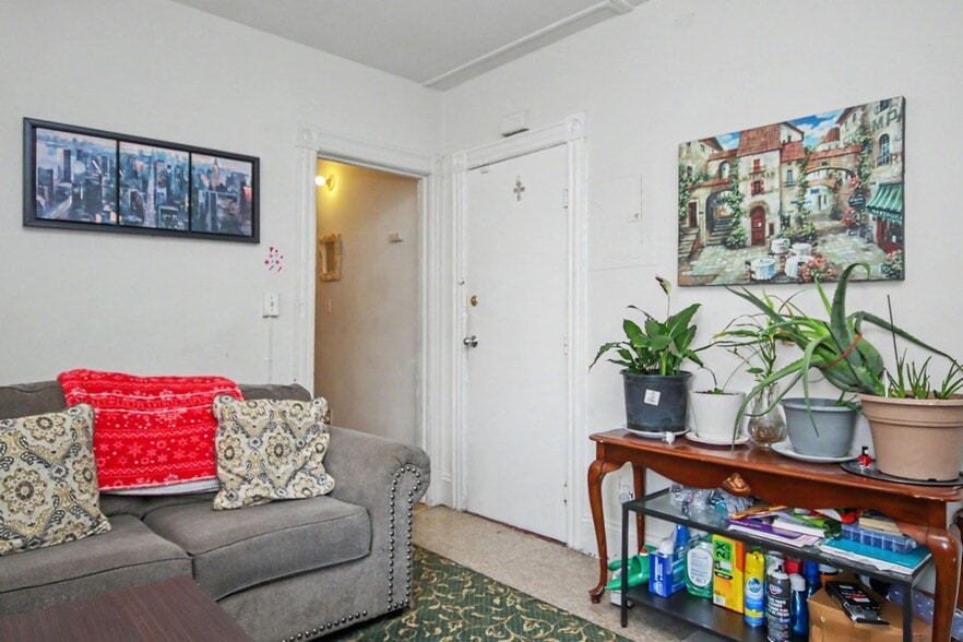 More Photos Of 1719 Edward St, Ossining Multifamily For Sale