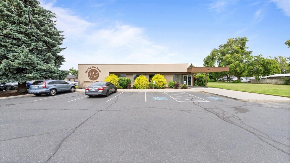 More Photos Of 3807 W Court St, Pasco Office For Sale