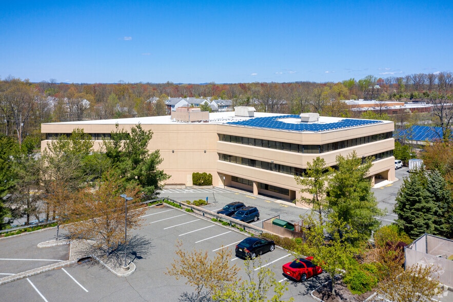 More Photos Of 30 Columbia Tpke, Florham Park Office For Lease