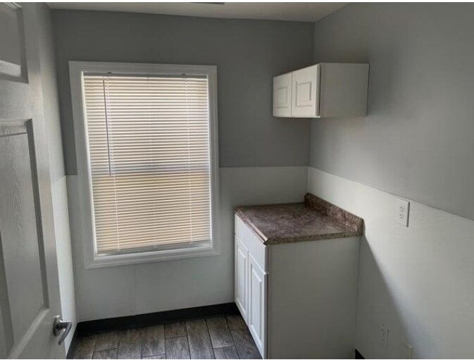 More Photos Of 725 N Wood Ave, Linden Office For Lease
