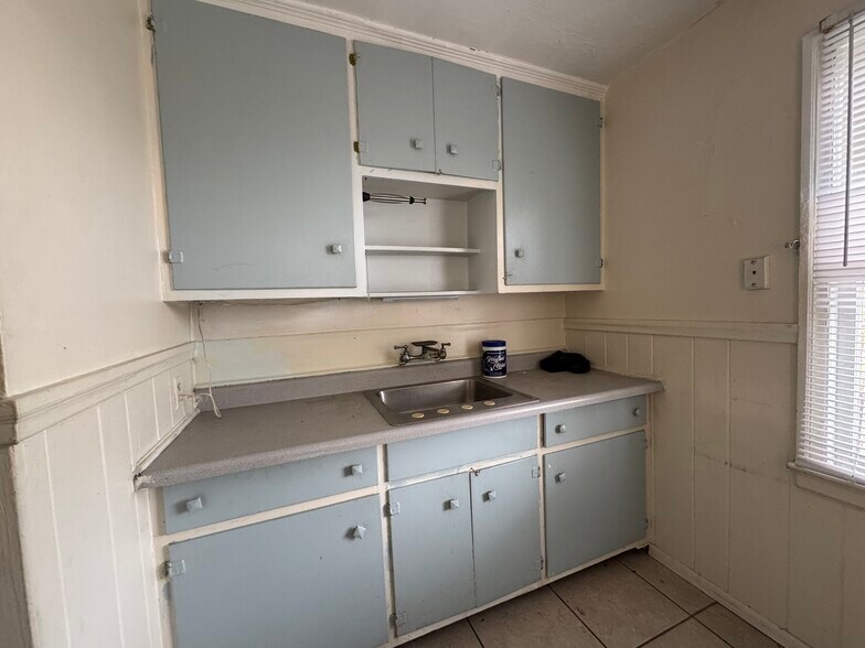 More Photos Of 5113 N Central Ave, Tampa Apartments For Sale
