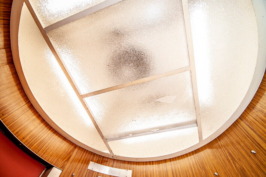 More Photos Of 2 Park Plz, Boston Office For Lease