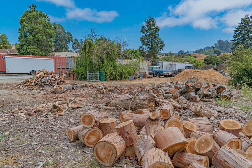 More Photos Of 10050 Reese Cir, Prunedale Warehouse For Sale