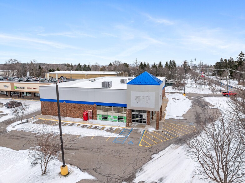 More Photos Of 195 M 66 N, Charlevoix Drugstore For Sale