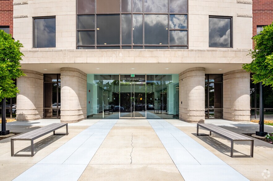 More Photos Of 5410 Maryland Way, Brentwood Unknown For Lease