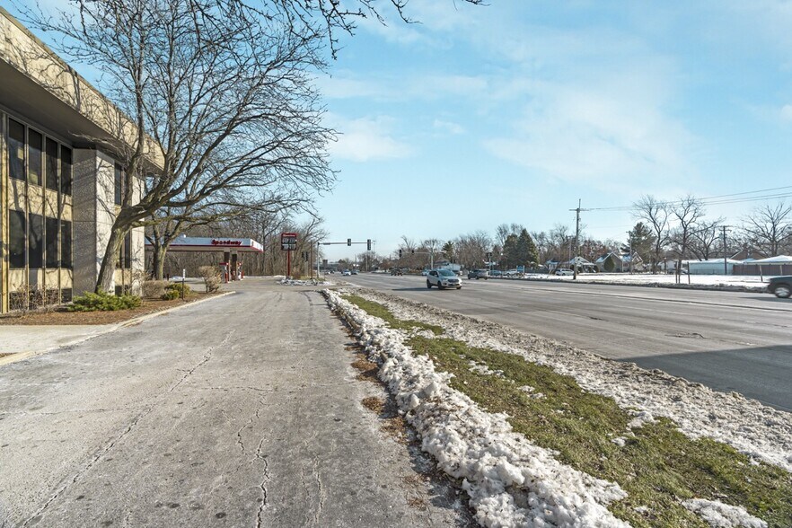 More Photos Of 3612 Lincoln Hwy, Olympia Fields Office For Lease