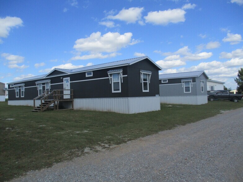 More Photos Of 18105 Coker rd, Bethel Acres Manufactured Housing Mobile Home Park For Sale