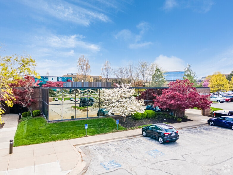More Photos Of 5350 College Blvd, Overland Park Medical For Lease