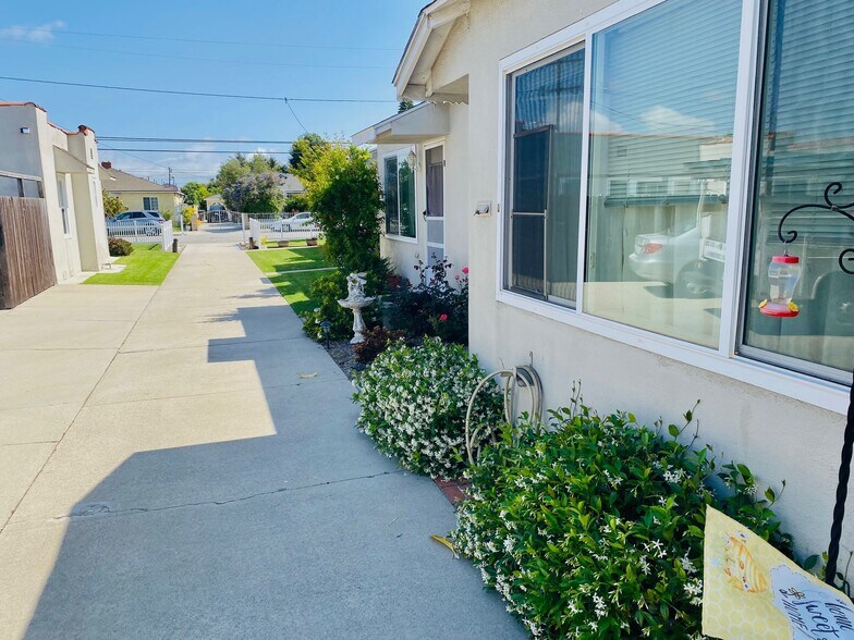 More Photos Of 4205 W 139th St, Hawthorne Apartments For Sale