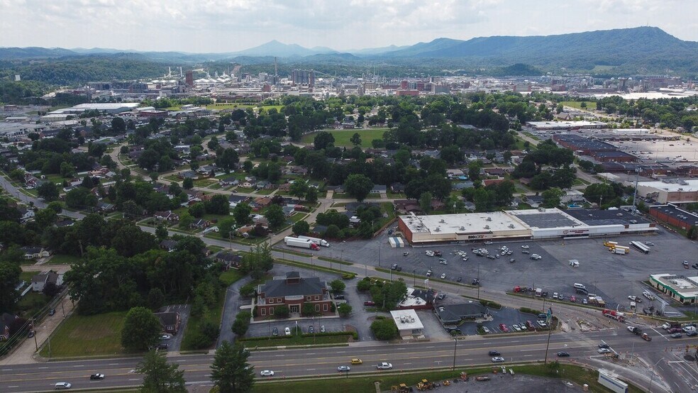 More Photos Of 2060 Fort Henry Dr, Kingsport Land For Sale