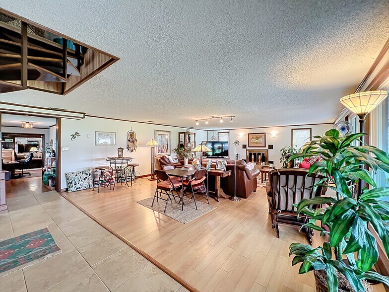 More Photos Of 7001 W Jones Ave, Mount Dora Airplane Hangar For Sale