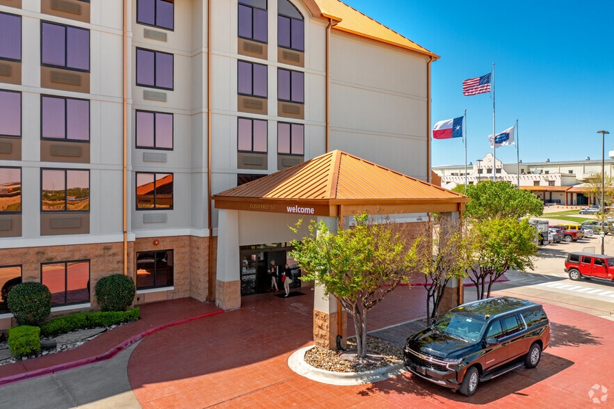 More Photos Of 1700 Rodeo Dr, Mesquite Hotel For Sale