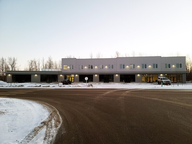 More Photos Of 5303 48 Ave, Redwater Storefront Retail Residential For Lease