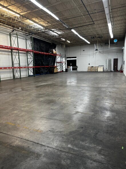 More Photos Of 1586 Barber Greene Rd, Dekalb Light Distribution For Lease