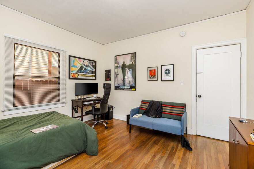 More Photos Of 1707 S Bonnie Brae St, Los Angeles Apartments For Sale