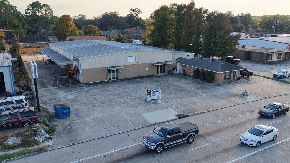 More Photos Of 9162 S Choctaw Dr, Baton Rouge Industrial For Sale