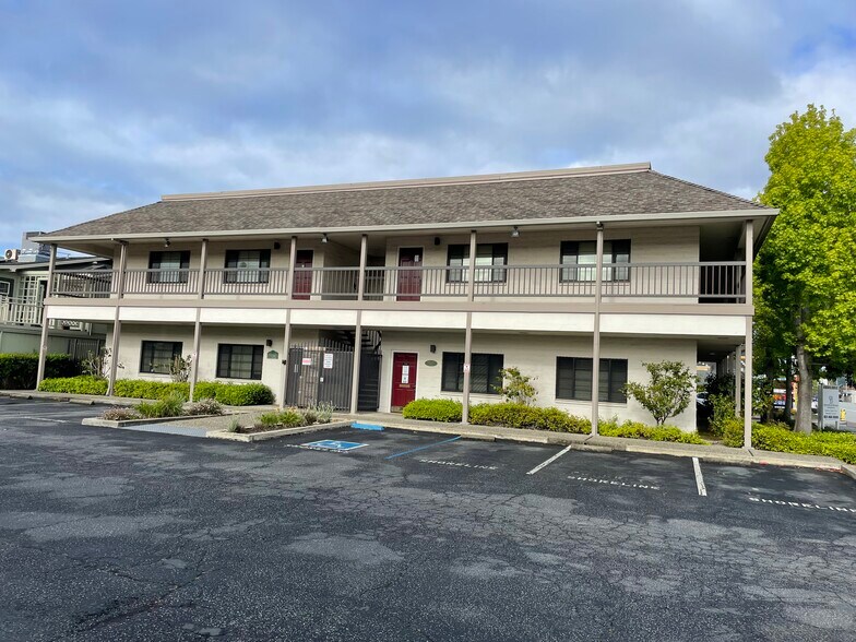 More Photos Of 1100 Water St, Santa Cruz Office For Lease