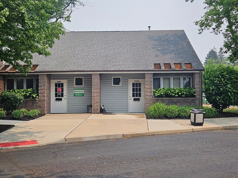 More Photos Of 445 White Horse Ave, Hamilton Office For Lease