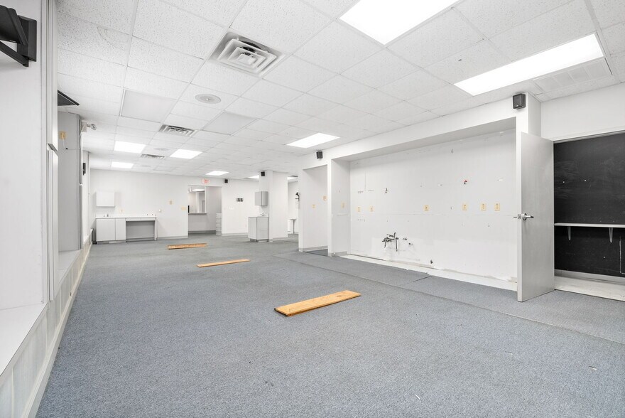 More Photos Of 311 W 9th St, Hopkinsville Medical For Lease