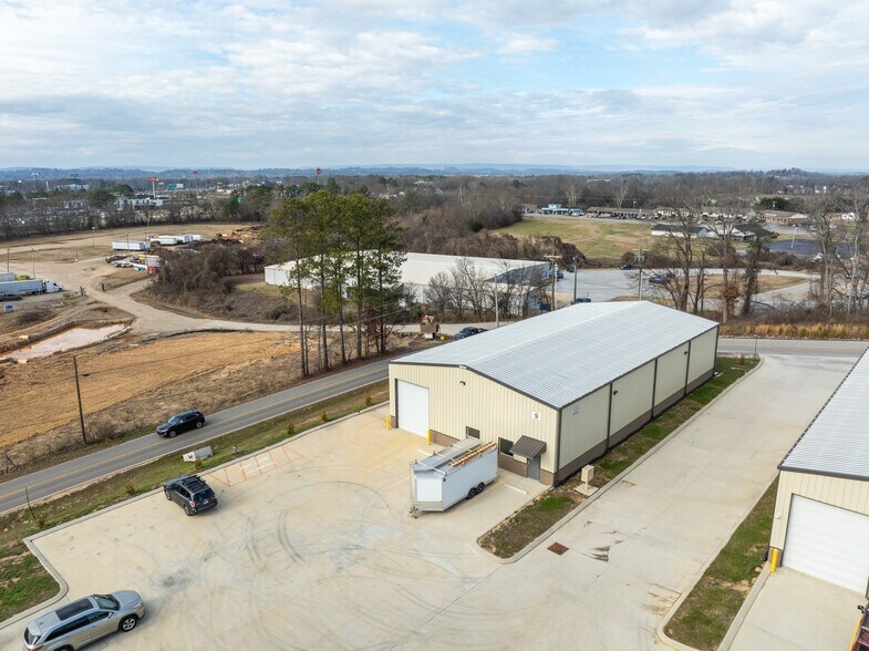 More Photos Of 9 Marigold Ln, Ringgold Warehouse For Lease